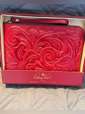 Patricia Nash Red Tooled Leather Floral Embossed Clutch Wristlet NIB